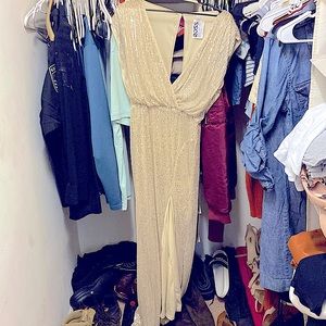 Sequins floor length dress.